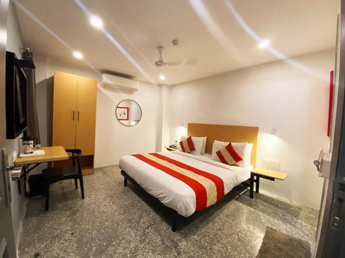 Hotel Golden Saffron By Qotel-Punjabi Bagh Új-Delhi Kültér fotó