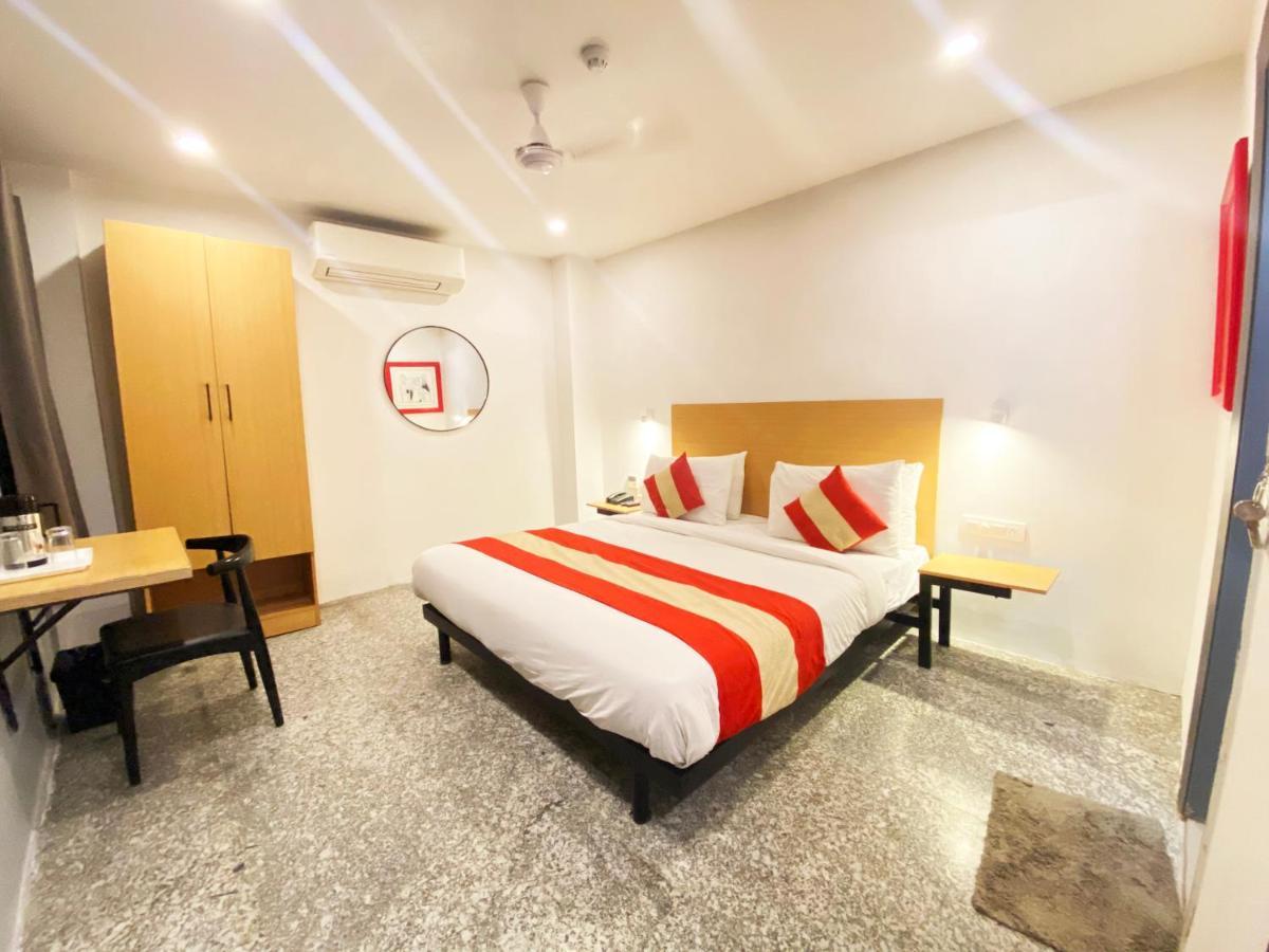 Hotel Golden Saffron By Qotel-Punjabi Bagh Új-Delhi Kültér fotó