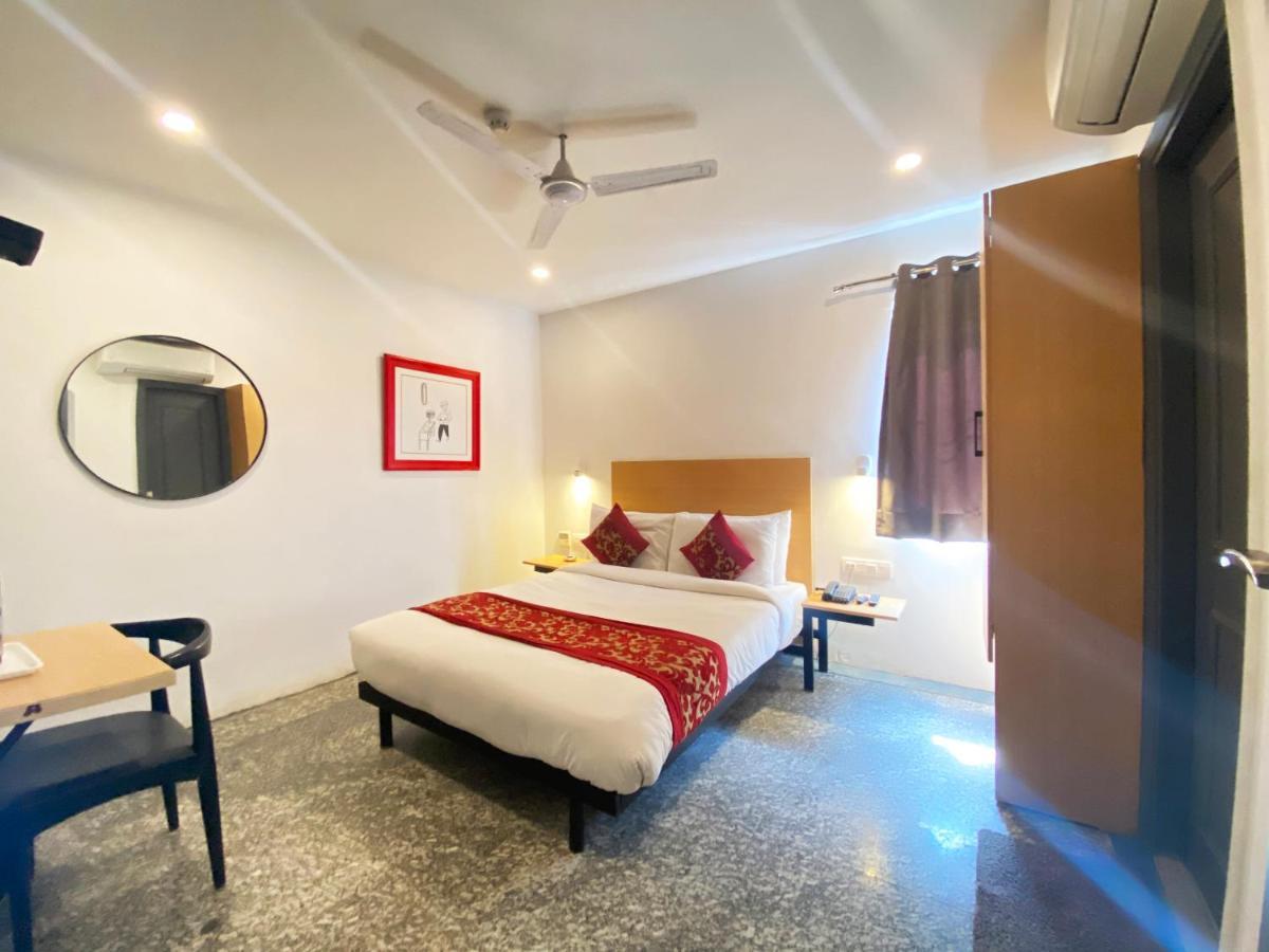 Hotel Golden Saffron By Qotel-Punjabi Bagh Új-Delhi Kültér fotó