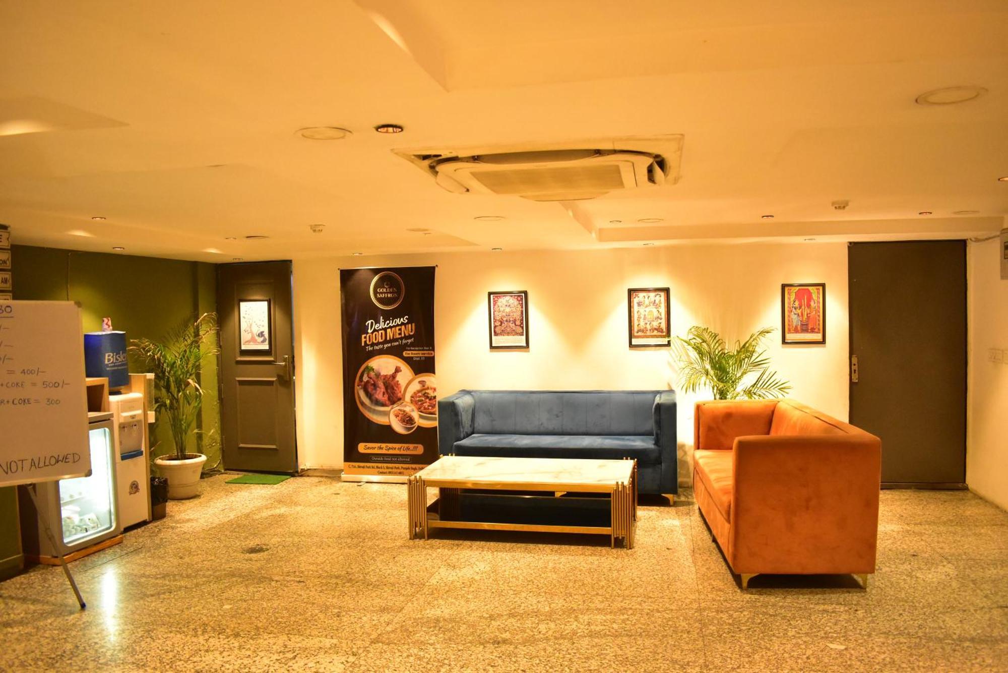 Hotel Golden Saffron By Qotel-Punjabi Bagh Új-Delhi Kültér fotó