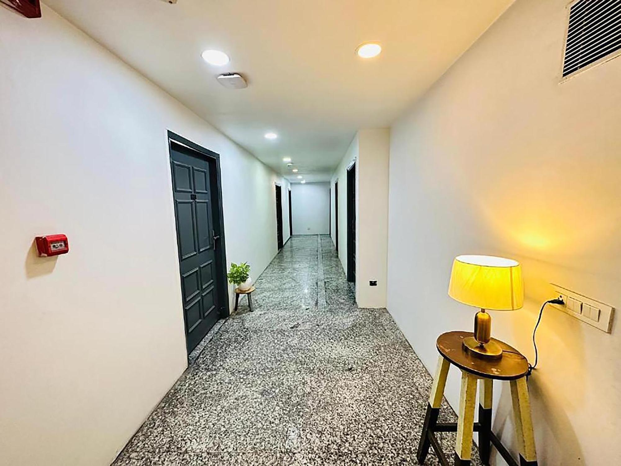 Hotel Golden Saffron By Qotel-Punjabi Bagh Új-Delhi Kültér fotó